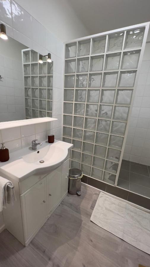 Escale Marseillaise, Grand T2 Calme, Pres Du Vieux Port Pour 2 A 4 Personnes, Nettoyage Rigoureux Daire Marsilya Dış mekan fotoğraf